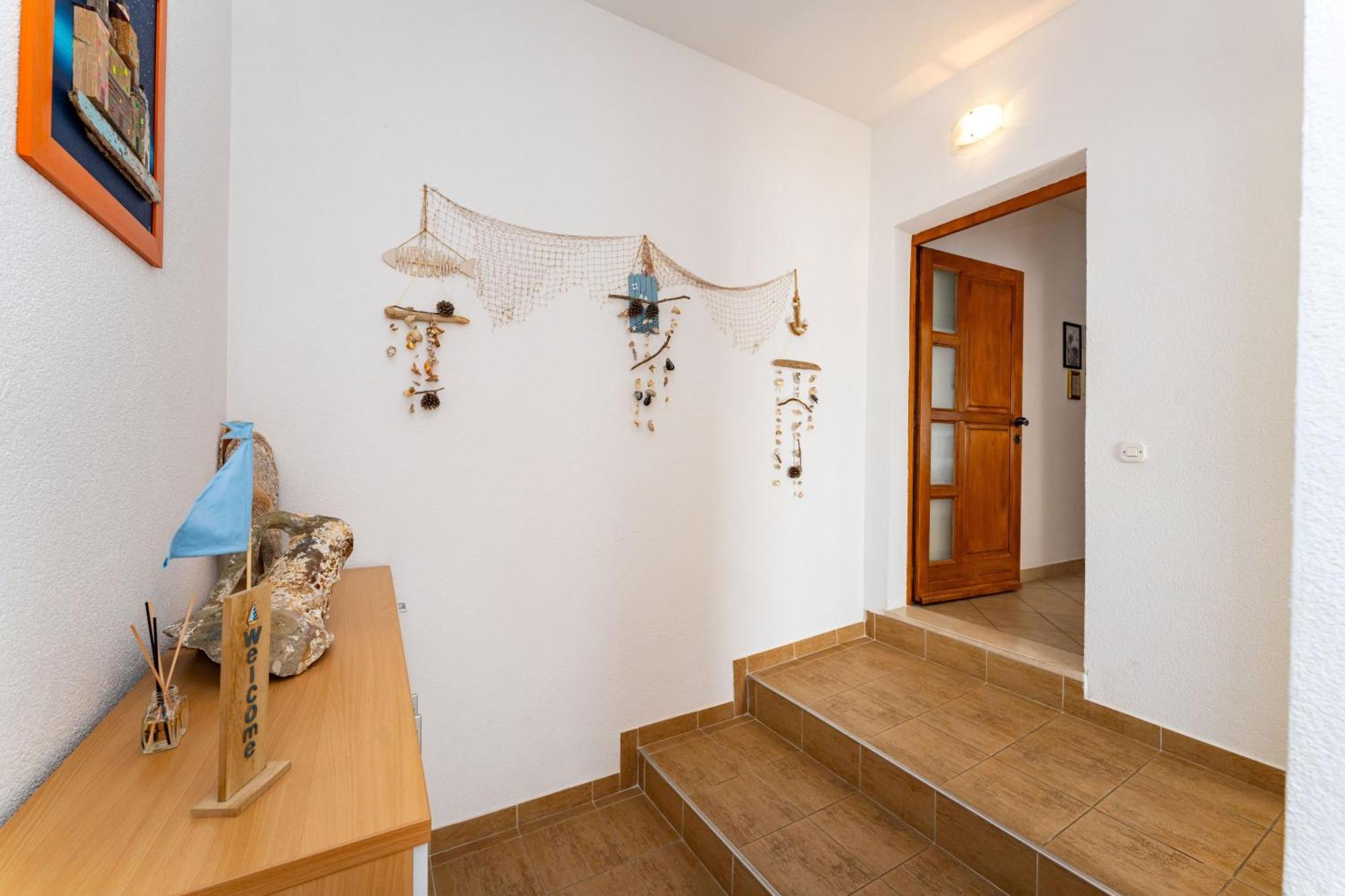 Apartmenthouse Ivana بيتينا المظهر الخارجي الصورة