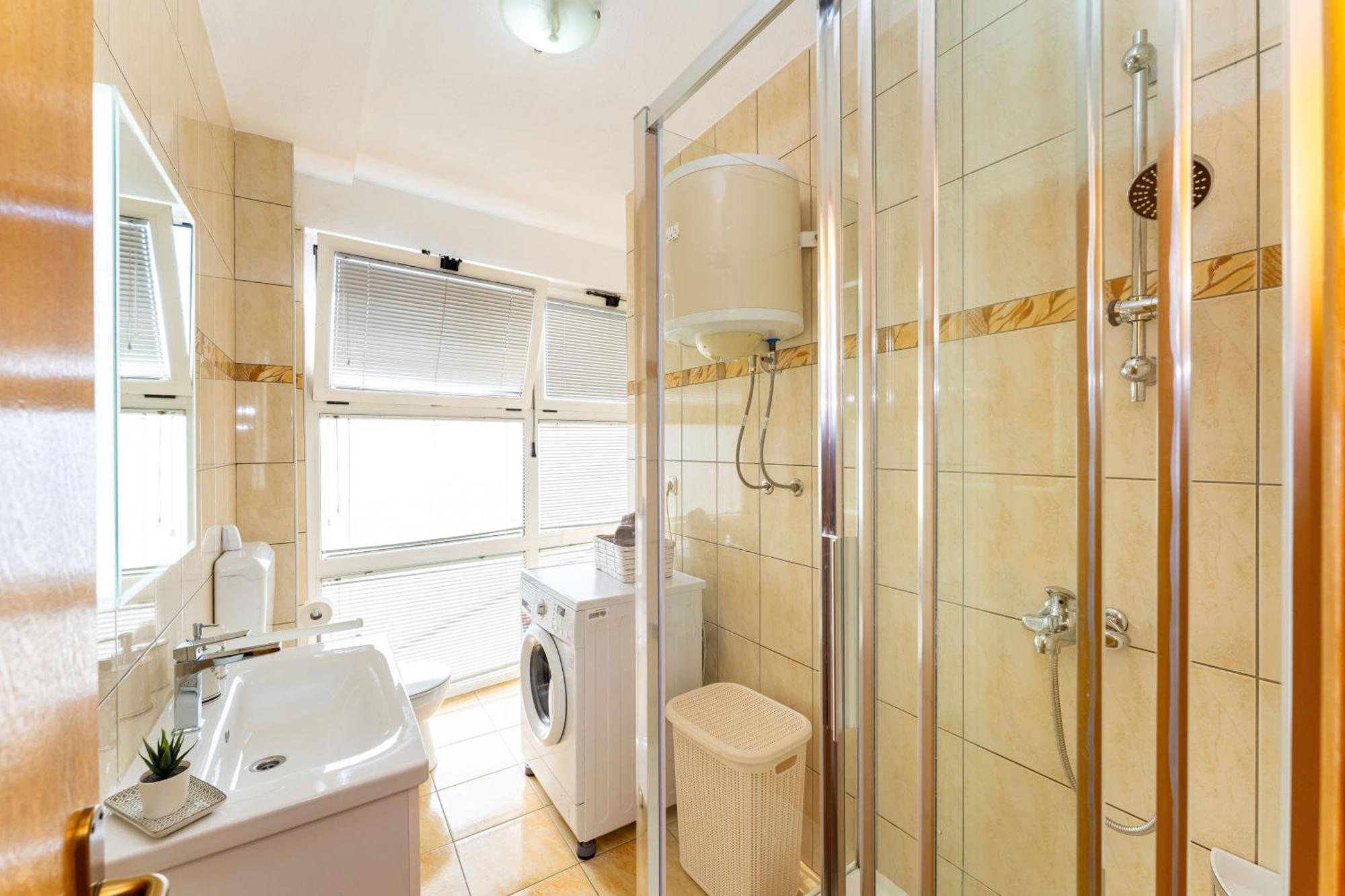 Apartmenthouse Ivana بيتينا المظهر الخارجي الصورة